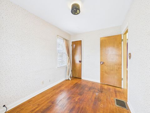 Tiny photo for 68 S Weyant Avenue, Columbus, OH 43213 (MLS # 225045038)