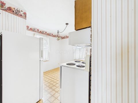 Tiny photo for 68 S Weyant Avenue, Columbus, OH 43213 (MLS # 225045038)