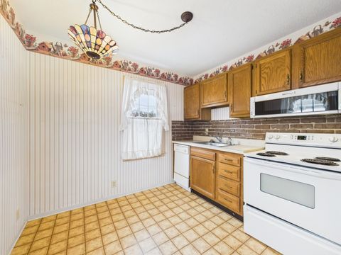Tiny photo for 68 S Weyant Avenue, Columbus, OH 43213 (MLS # 225045038)
