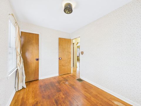 Tiny photo for 68 S Weyant Avenue, Columbus, OH 43213 (MLS # 225045038)