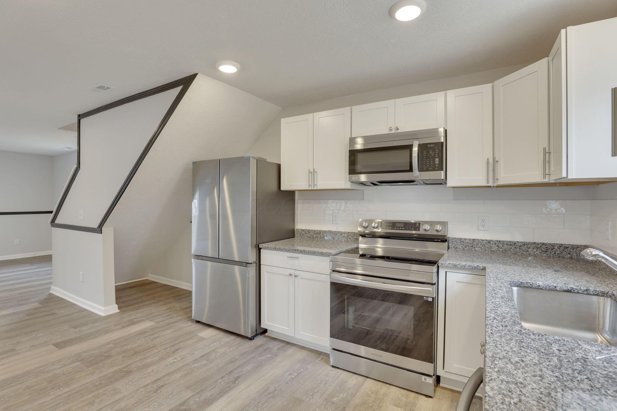 3045 E 8th Avenue, Columbus, Ohio image 23