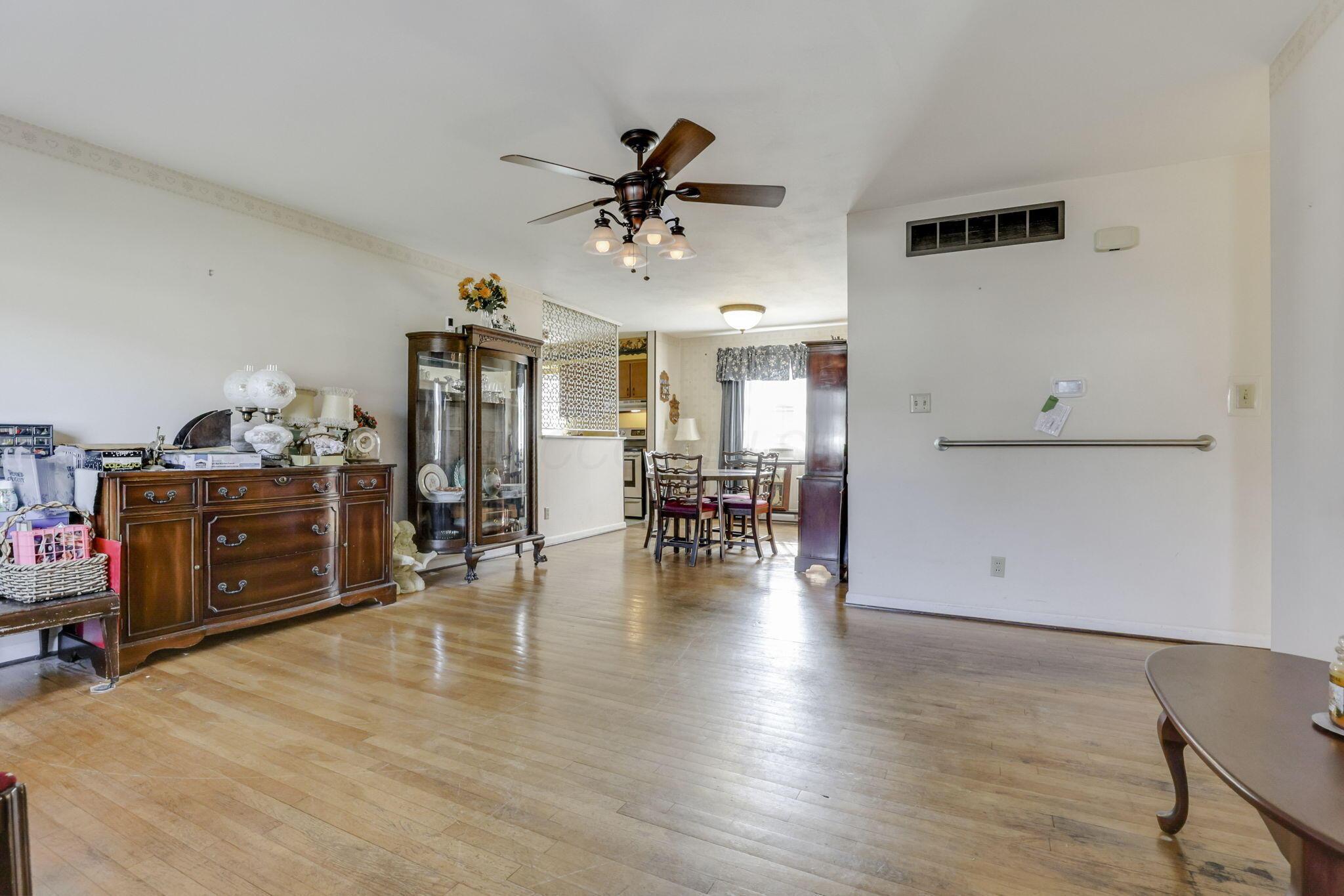 403 Clemson Street, Columbus, Ohio image 14