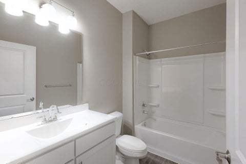 Tiny photo for 5656 Apothecary Way, New Albany, OH 43054 (MLS # 226021747)