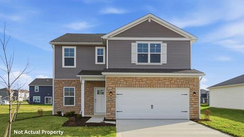 Photo of 435 Jaret Way, Washington Court House, OH 43160 (MLS # 226019354)