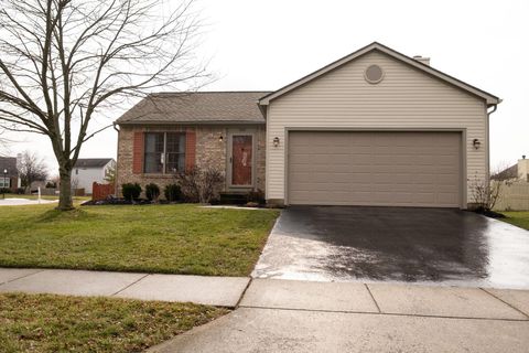 Photo of 5887 Alturas Way, Hilliard, OH 43026 (MLS # 226004619)