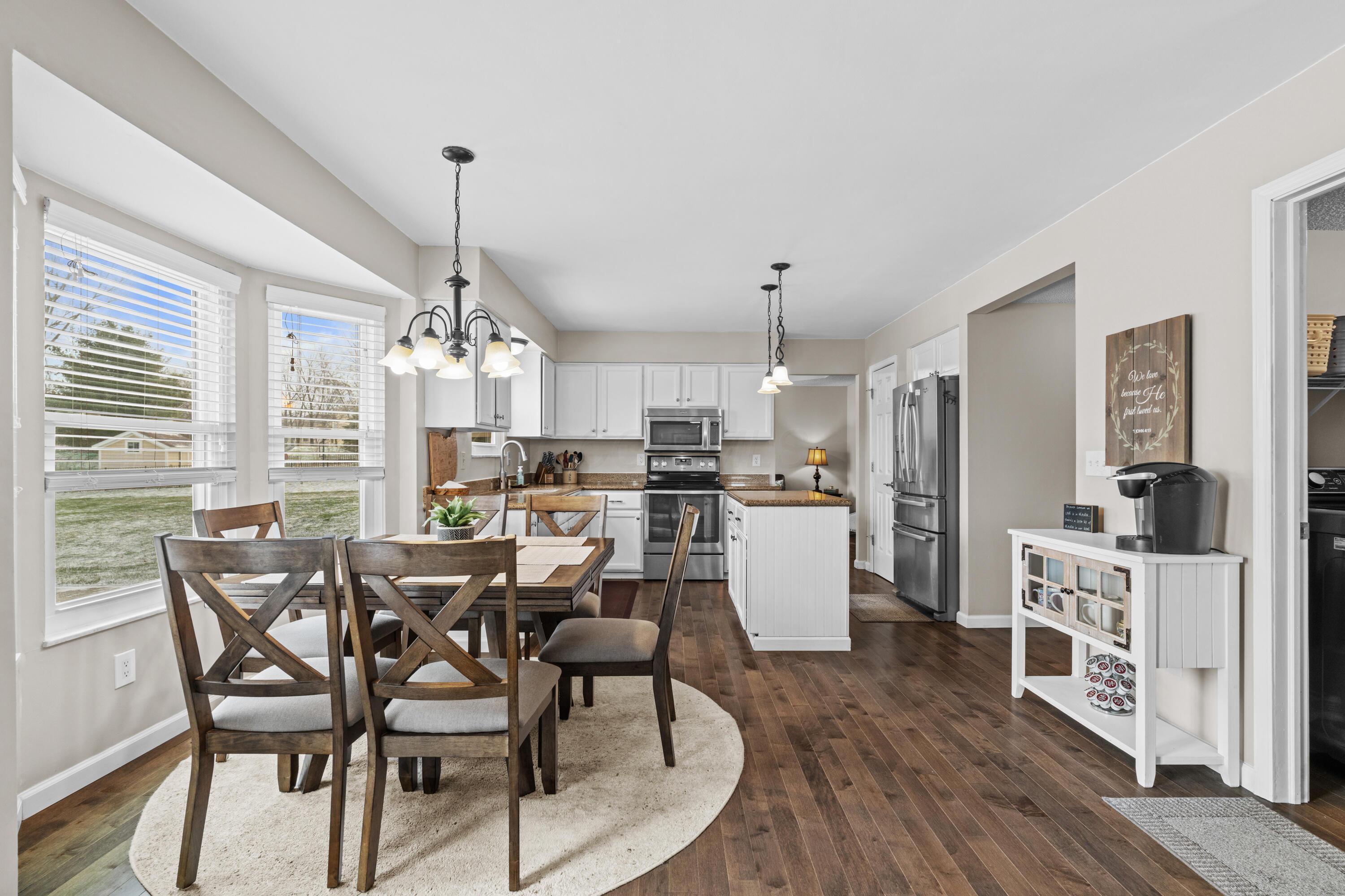 498 Beaverbrook Drive