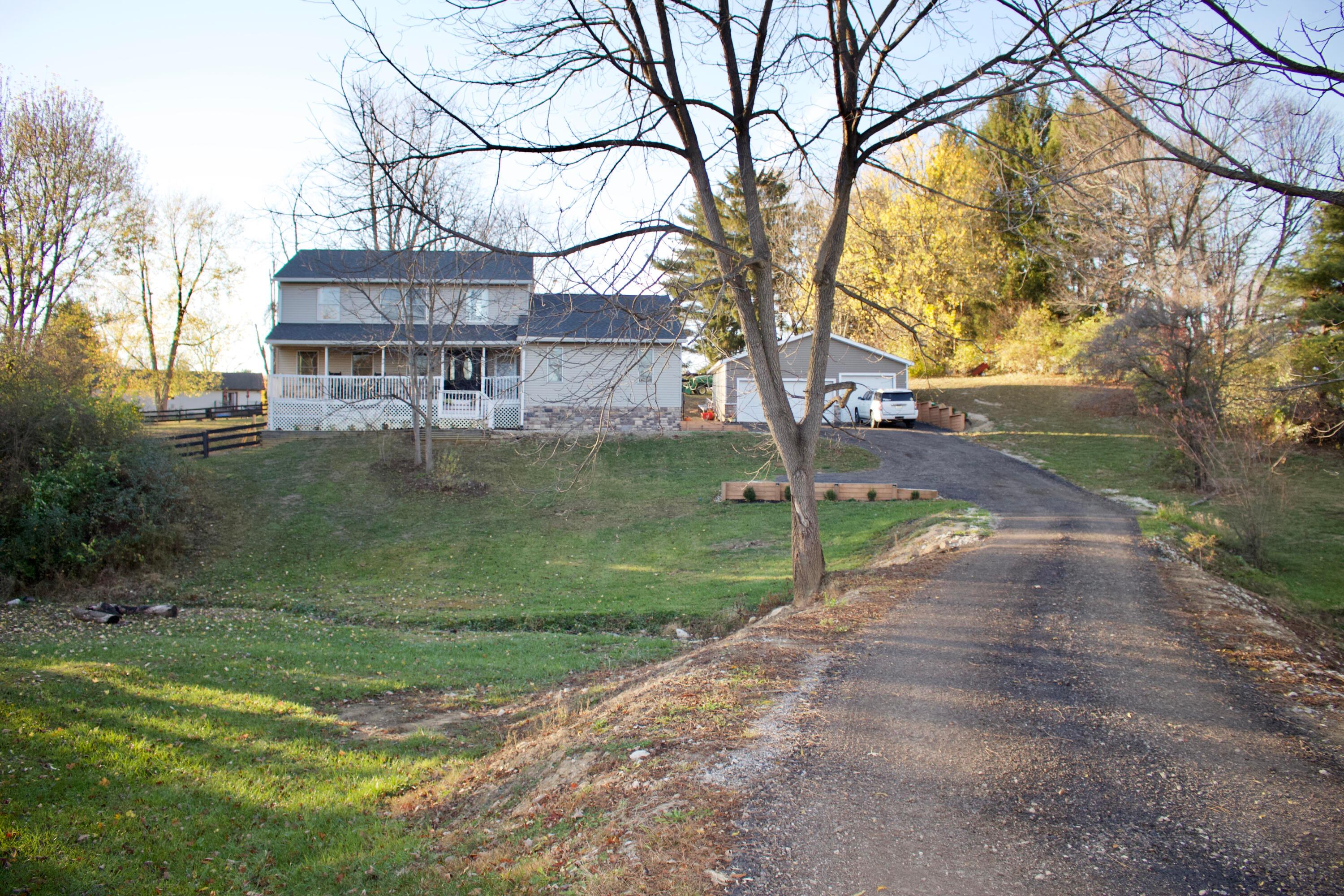5332 Watkins Road, Pataskala, Ohio image 3
