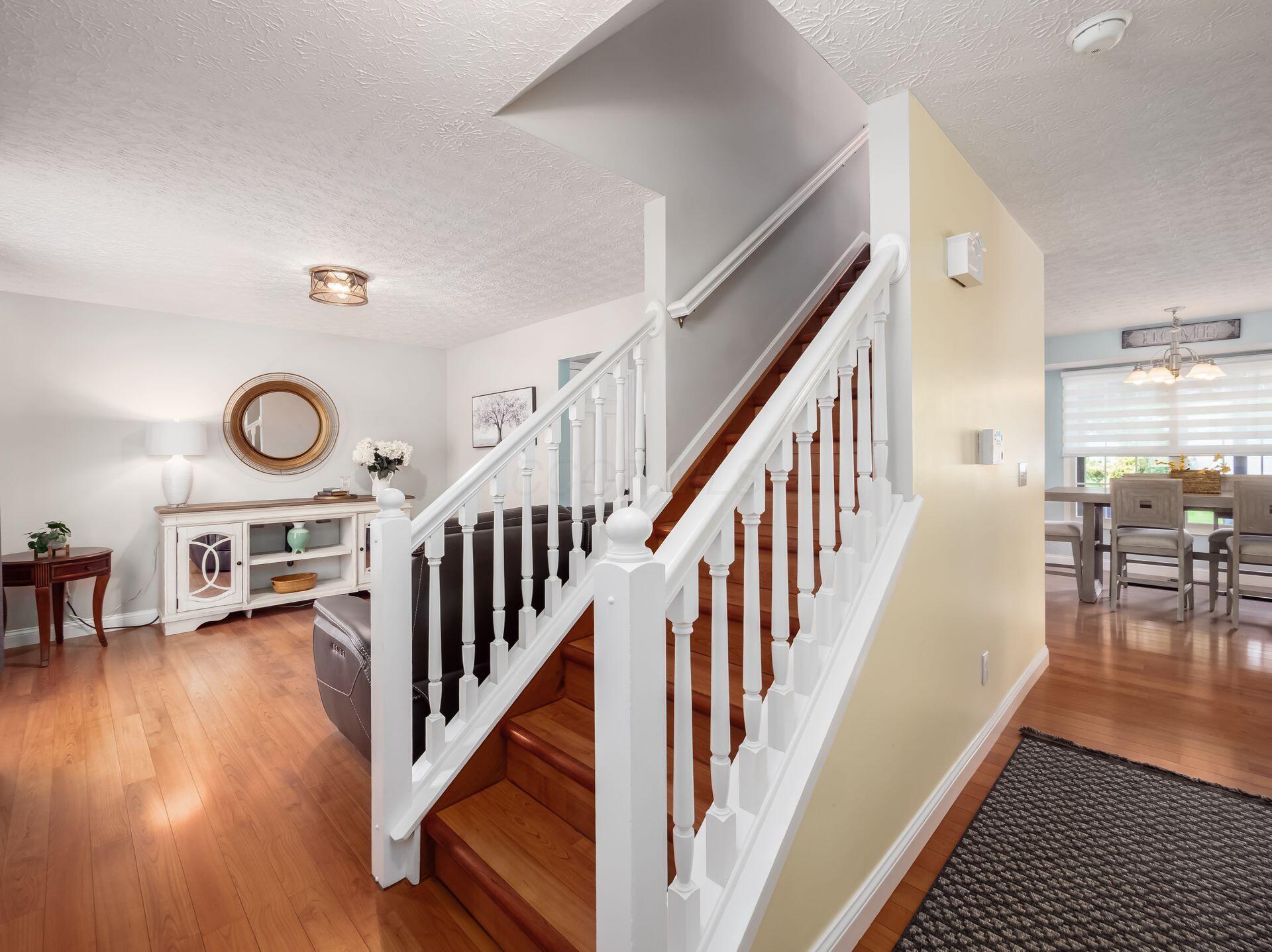6411 Antoinette Court