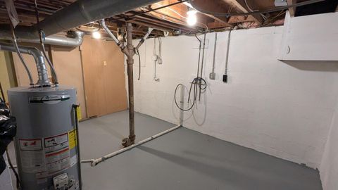 Tiny photo for 2593 Osceola Avenue, Columbus, OH 43211 (MLS # 226002970)