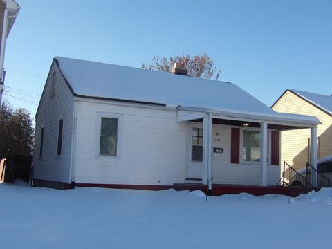 Photo of 2593 Osceola Avenue, Columbus, OH 43211 (MLS # 226002970)