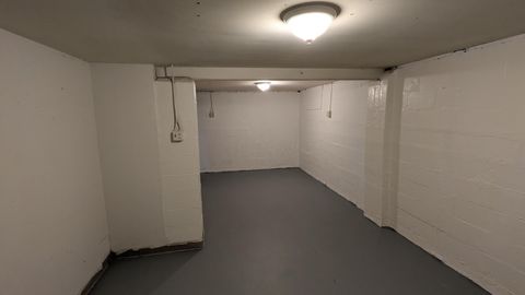 Tiny photo for 2593 Osceola Avenue, Columbus, OH 43211 (MLS # 226002970)