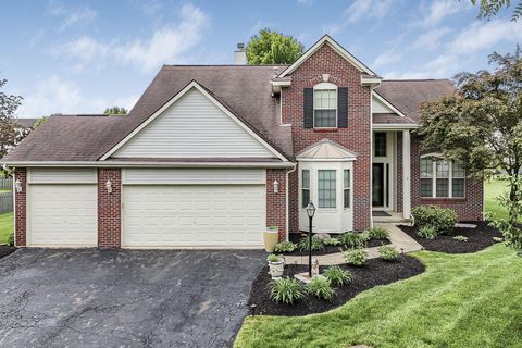 Photo of 676 Theron Court, Pickerington, OH 43147 (MLS # 226015975)