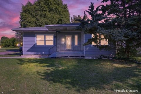 Photo of 1103 Harrisburg Pike, Columbus, OH 43223 (MLS # 226015951)