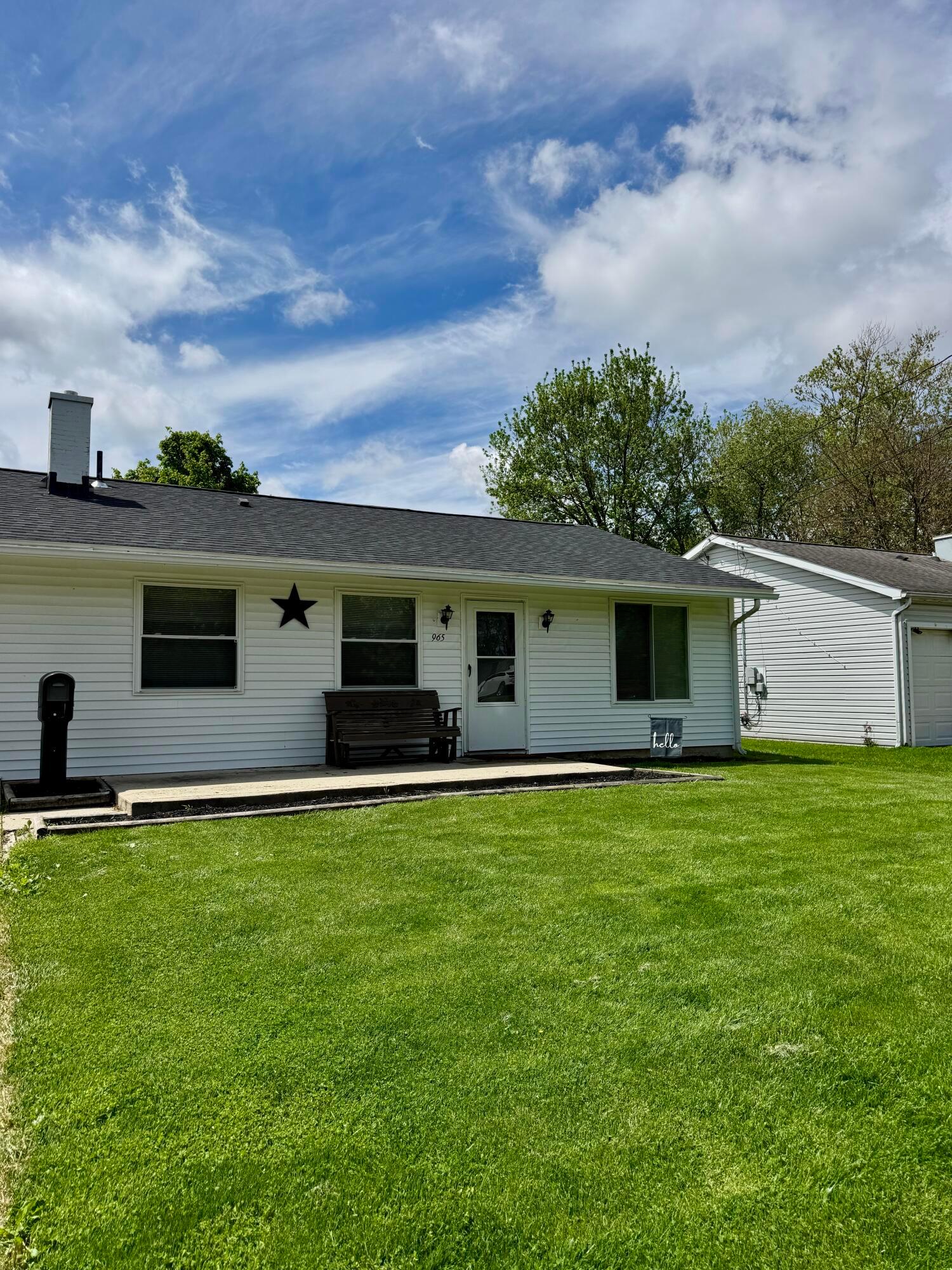 965 Bikini Drive, Marion, Ohio image 2