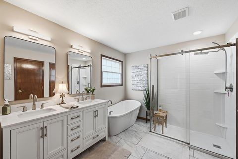 Tiny photo for 280 Seatrain Drive, Delaware, OH 43015 (MLS # 226013090)