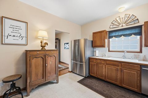 Tiny photo for 280 Seatrain Drive, Delaware, OH 43015 (MLS # 226013090)