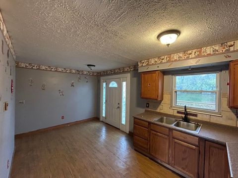 Tiny photo for 1329 Birch Drive, Columbus, OH 43223 (MLS # 226002963)