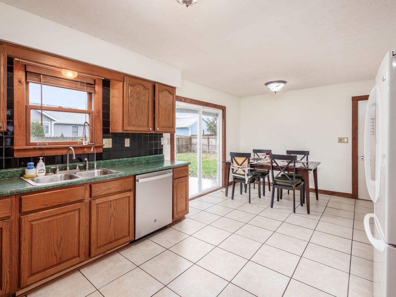 118 Pro Circle, Urbana, Ohio image 17