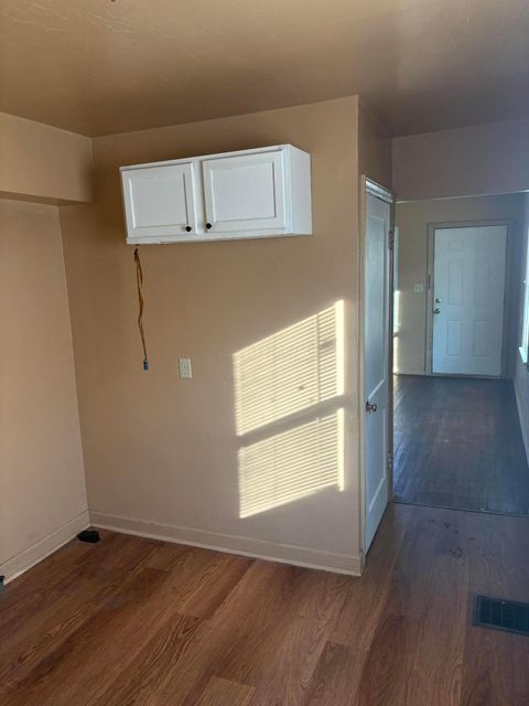 Tiny photo for 1437 E 19th Avenue, Columbus, OH 43211 (MLS # 225044853)