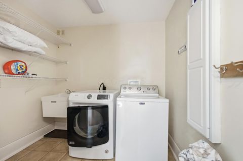 Tiny photo for 38 W High Street 3B #3B, Springfield, OH 45502 (MLS # 226000917)