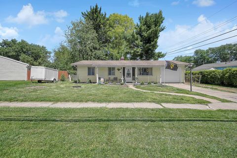 Photo of 1811 W Mulberry Street, Lancaster, OH 43130 (MLS # 226016376)