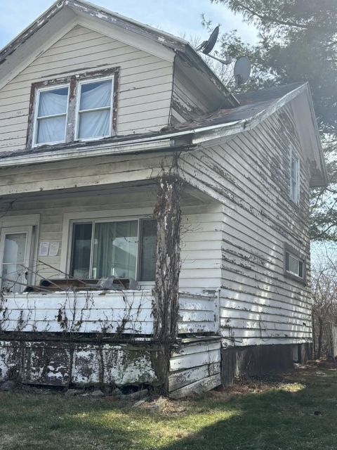 Photo of 712 Clegg Street, Dayton, OH 45417 (MLS # 226009481)