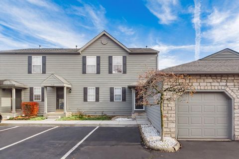 Photo of 4100 Blendon Way Drive 98D #98D, Columbus, OH 43230 (MLS # 225043989)