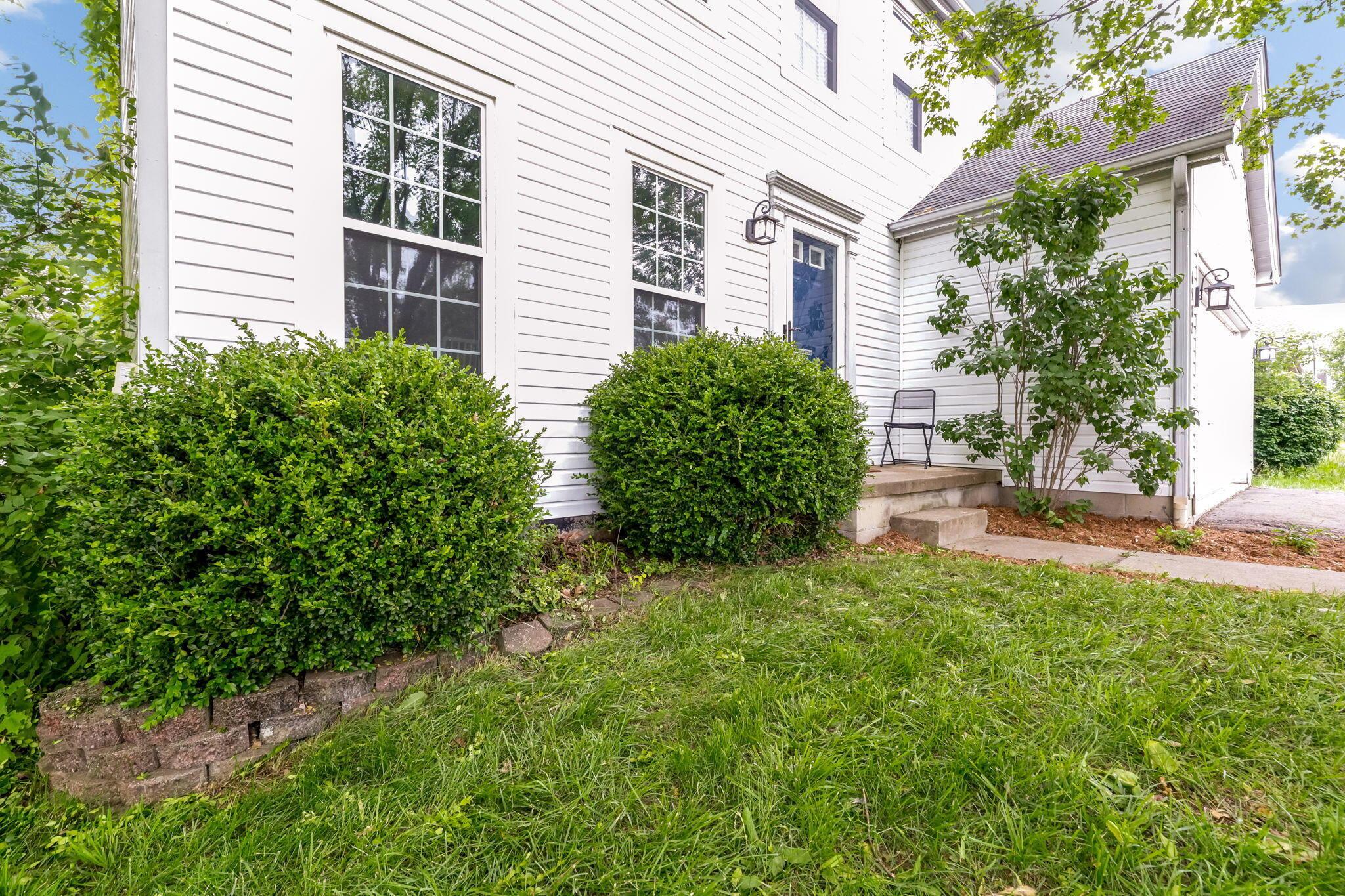 6582 Cloverlawn Circle, Canal Winchester, Ohio image 6