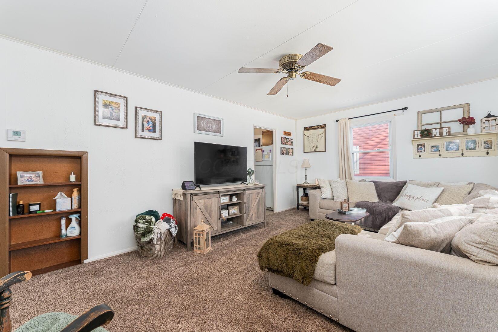 2758 Dorothy Layne Avenue, Springfield, Ohio image 6