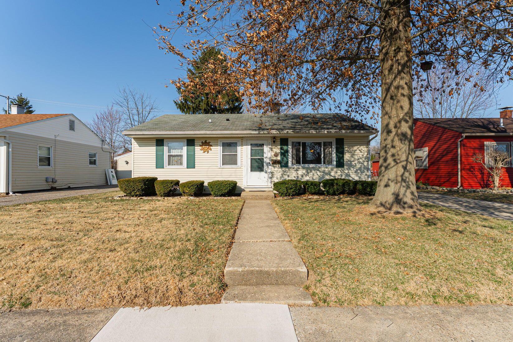 2758 Dorothy Layne Avenue, Springfield, Ohio image 3