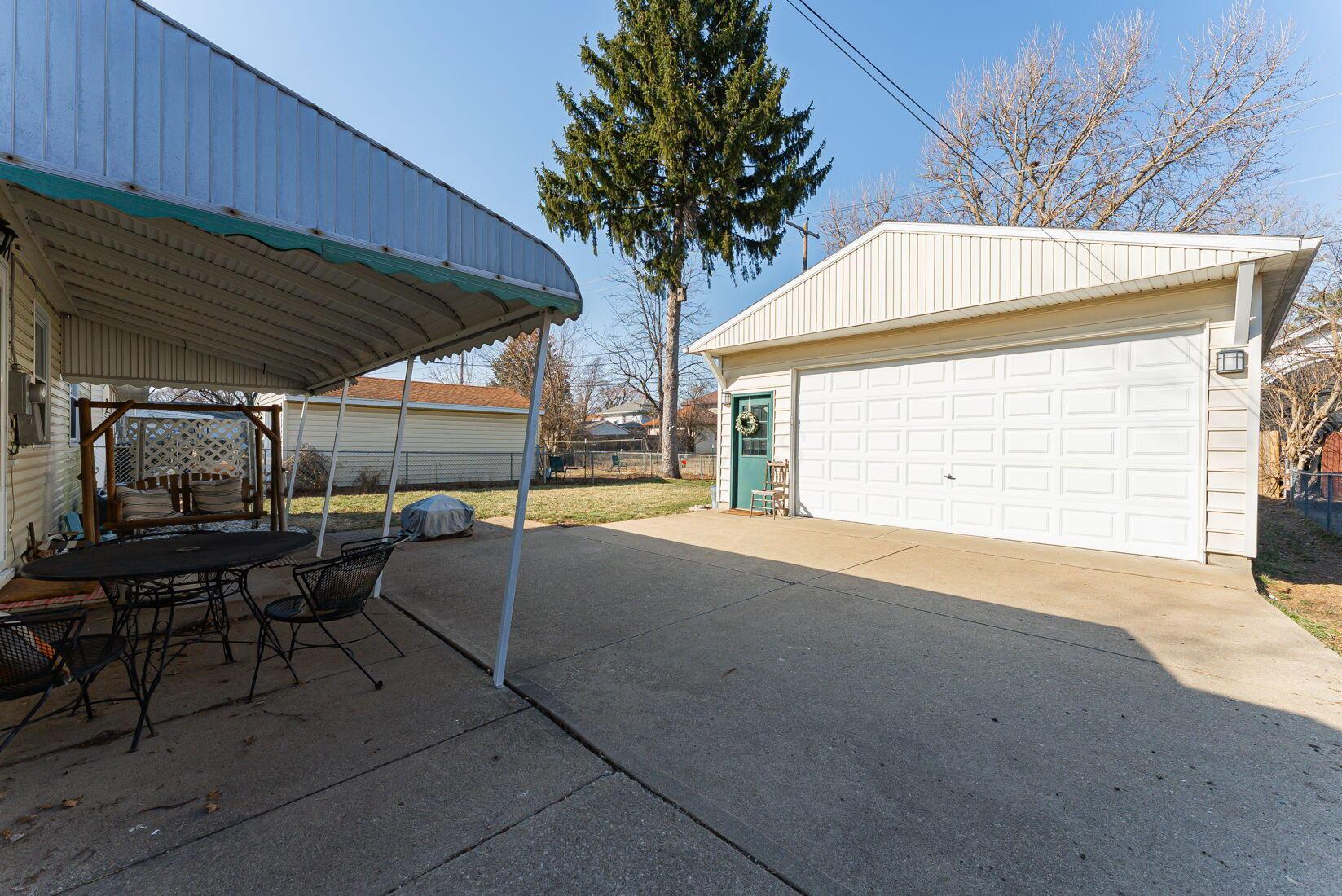 2758 Dorothy Layne Avenue, Springfield, Ohio image 27