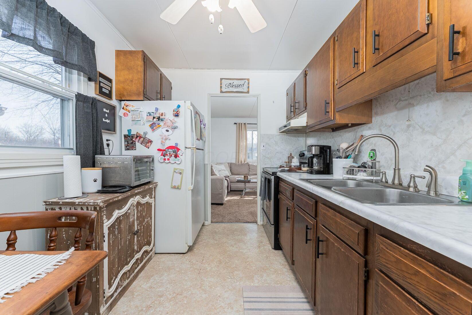 2758 Dorothy Layne Avenue, Springfield, Ohio image 13
