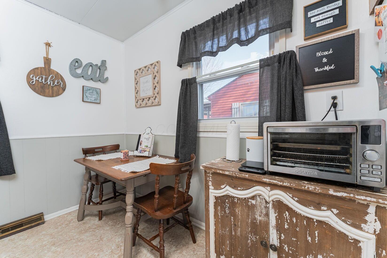 2758 Dorothy Layne Avenue, Springfield, Ohio image 11