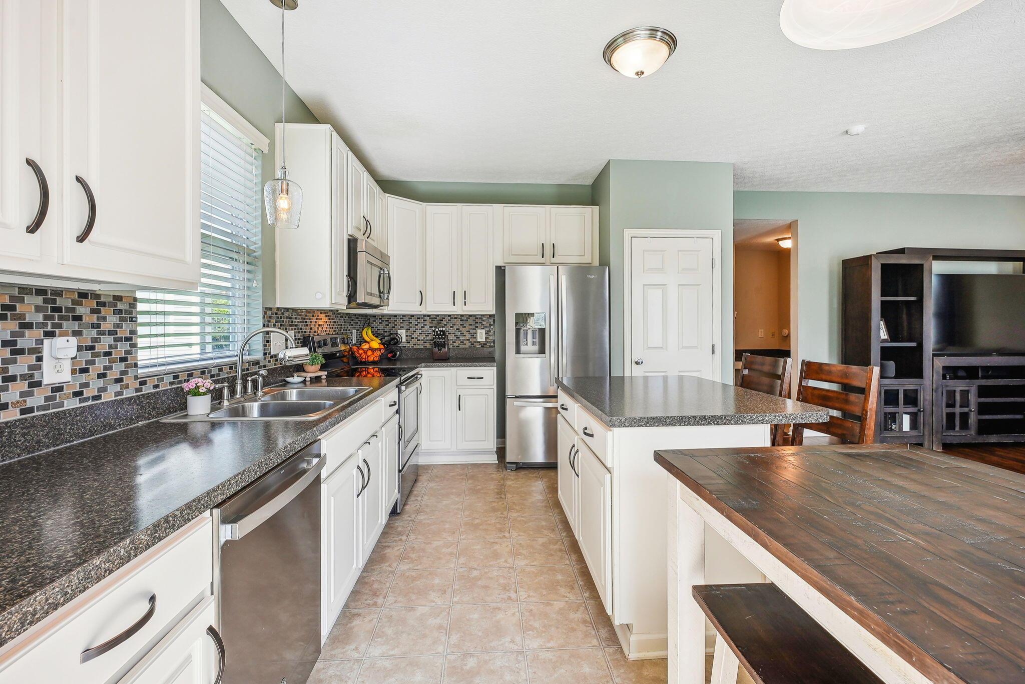 7802 Waggoner Trace Drive, Blacklick, Ohio image 25