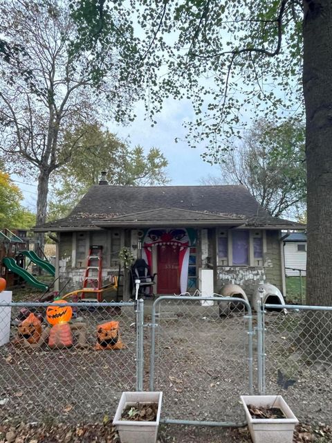 Photo of 331 Highland Avenue, Buckeye Lake, OH 43008 (MLS # 225039845)