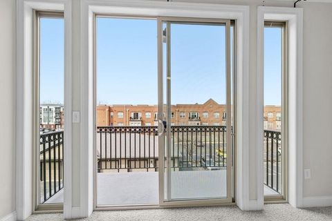 Photo of 925 Ingleside Avenue 311 #311, Columbus, OH 43215 (MLS # 226009116)