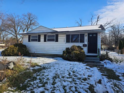 Photo of 1904 Zettler Road, Columbus, OH 43227 (MLS # 226000148)