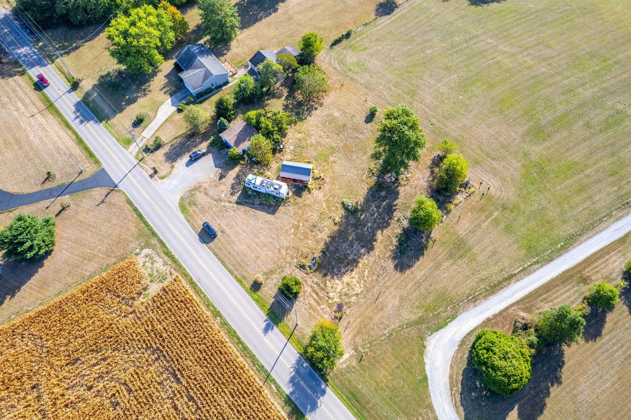 12166 Westfall Road, Frankfort, Ohio image 2