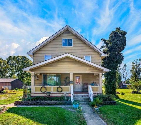 Photo of 1715 Chillicothe Street, Obetz, OH 43207 (MLS # 226036691)