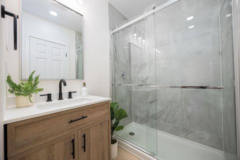 Tiny photo for 5981 Main Street, Grove City, OH 43123 (MLS # 226003133)