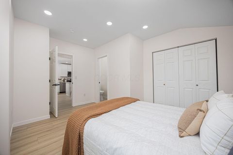 Tiny photo for 5981 Main Street, Grove City, OH 43123 (MLS # 226003133)