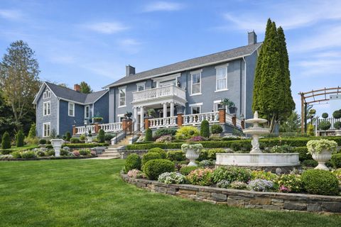 Photo of 284 N Kennebec Avenue, Mcconnelsville, OH 43756 (MLS # 226007185)