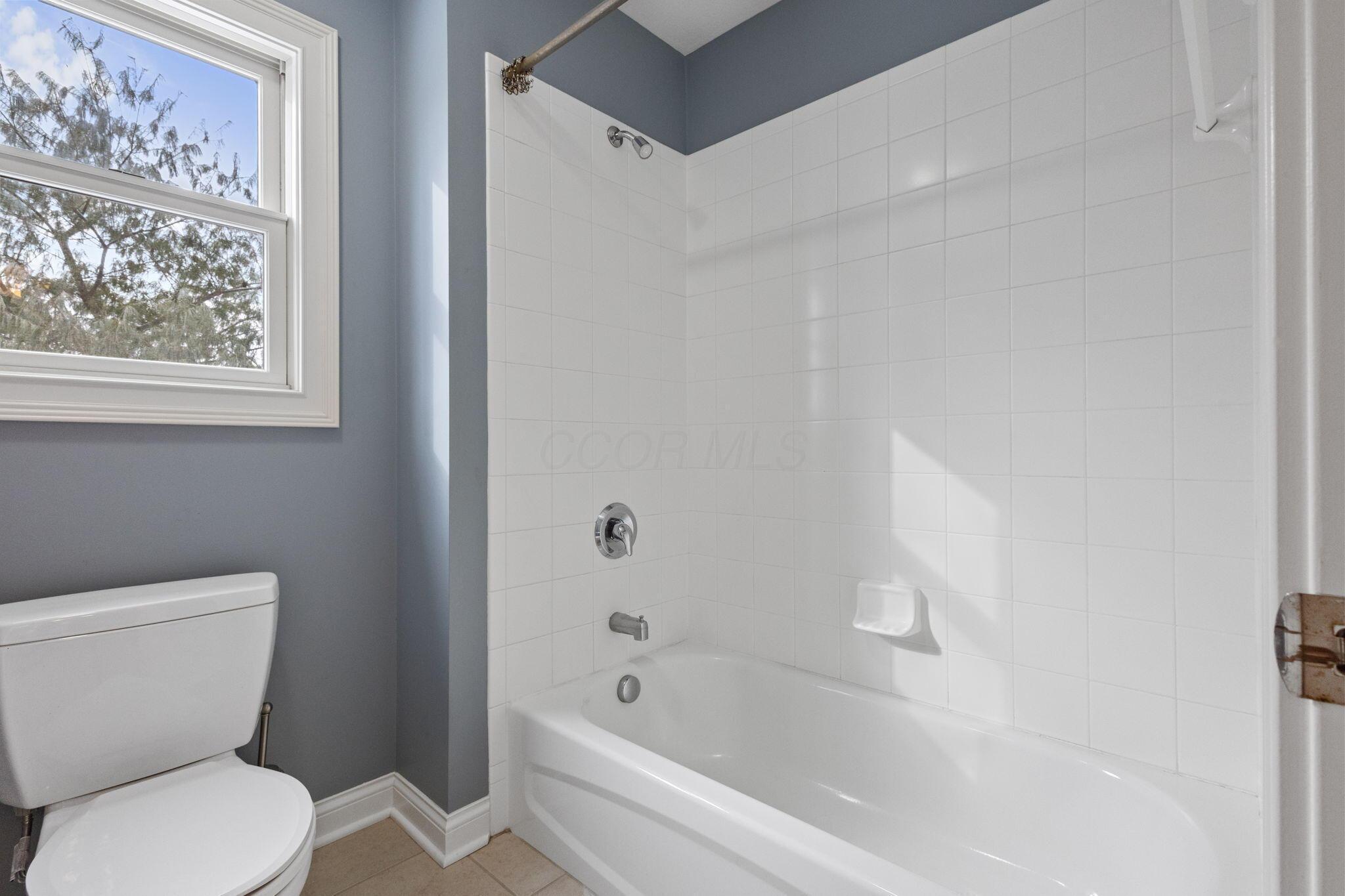 1924 Chateaugay Way, Blacklick, Ohio image 37