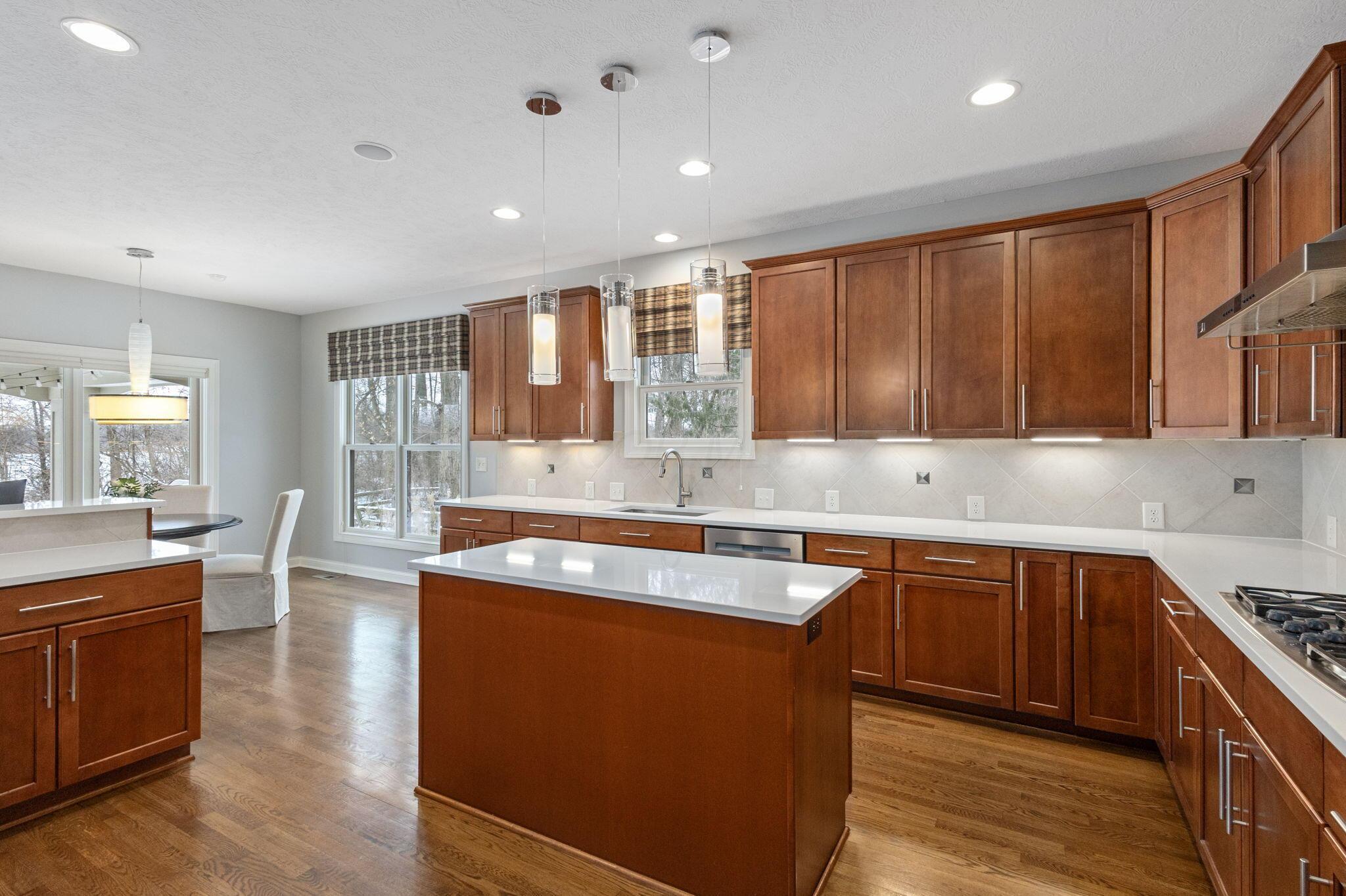 1924 Chateaugay Way, Blacklick, Ohio image 18