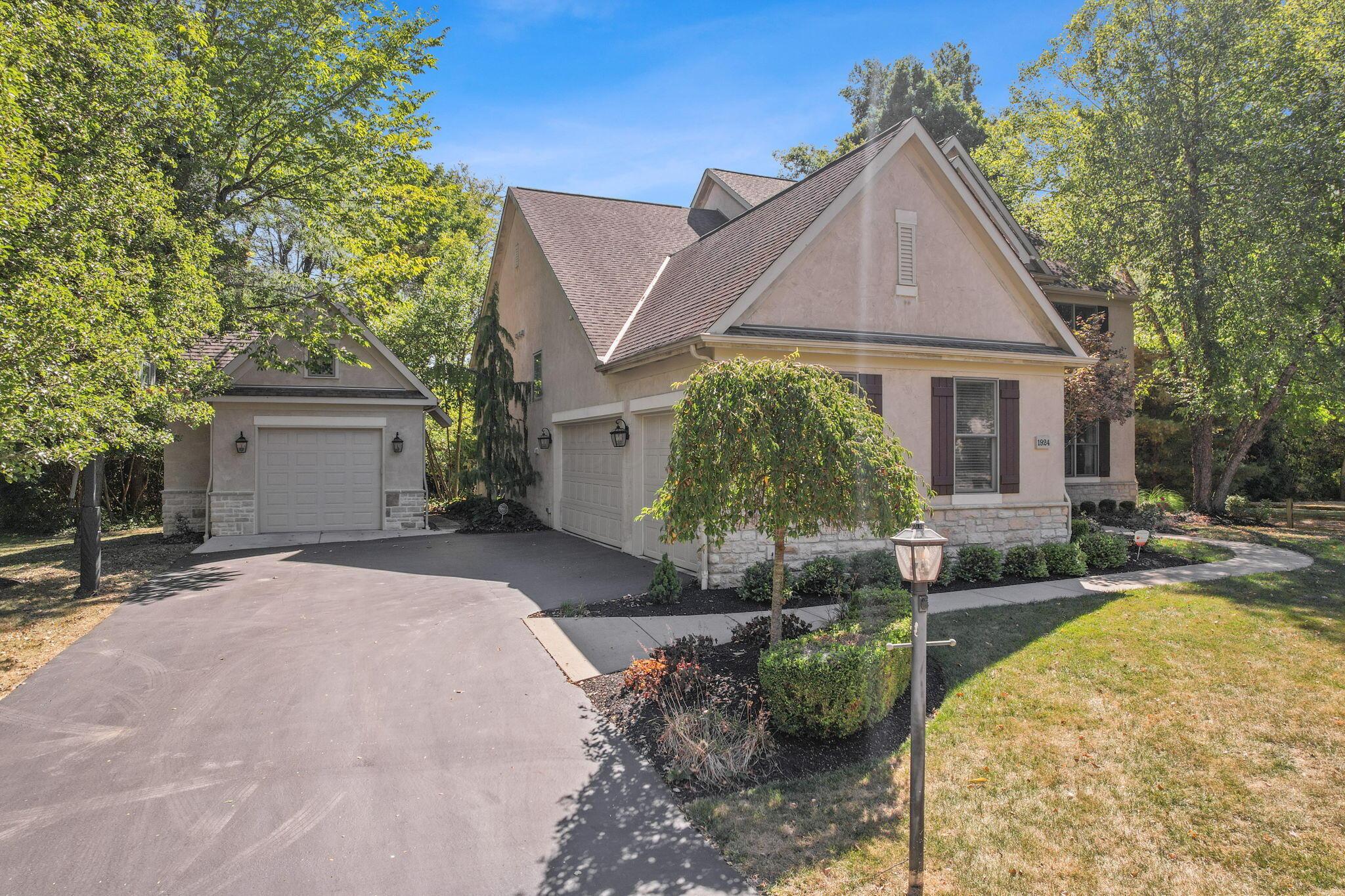 1924 Chateaugay Way, Blacklick, Ohio image 3