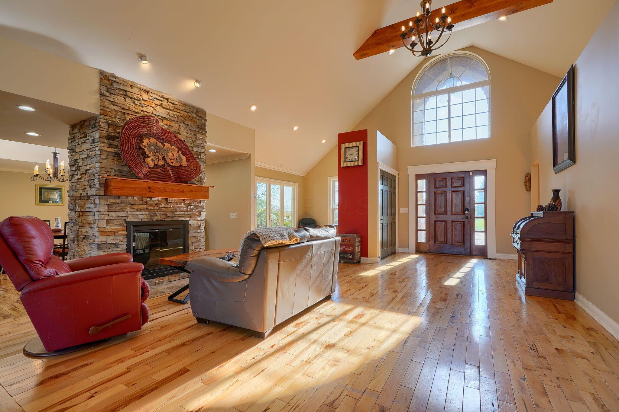 4251 Harrisburg Georgesville Road, Grove City, Ohio image 31