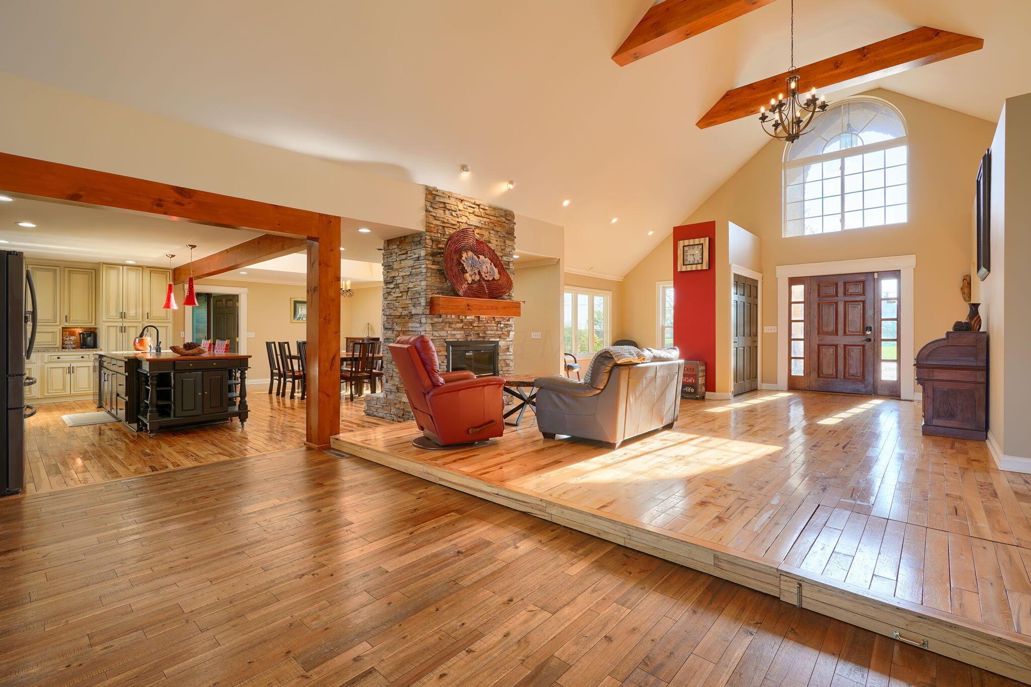 4251 Harrisburg Georgesville Road, Grove City, Ohio image 37