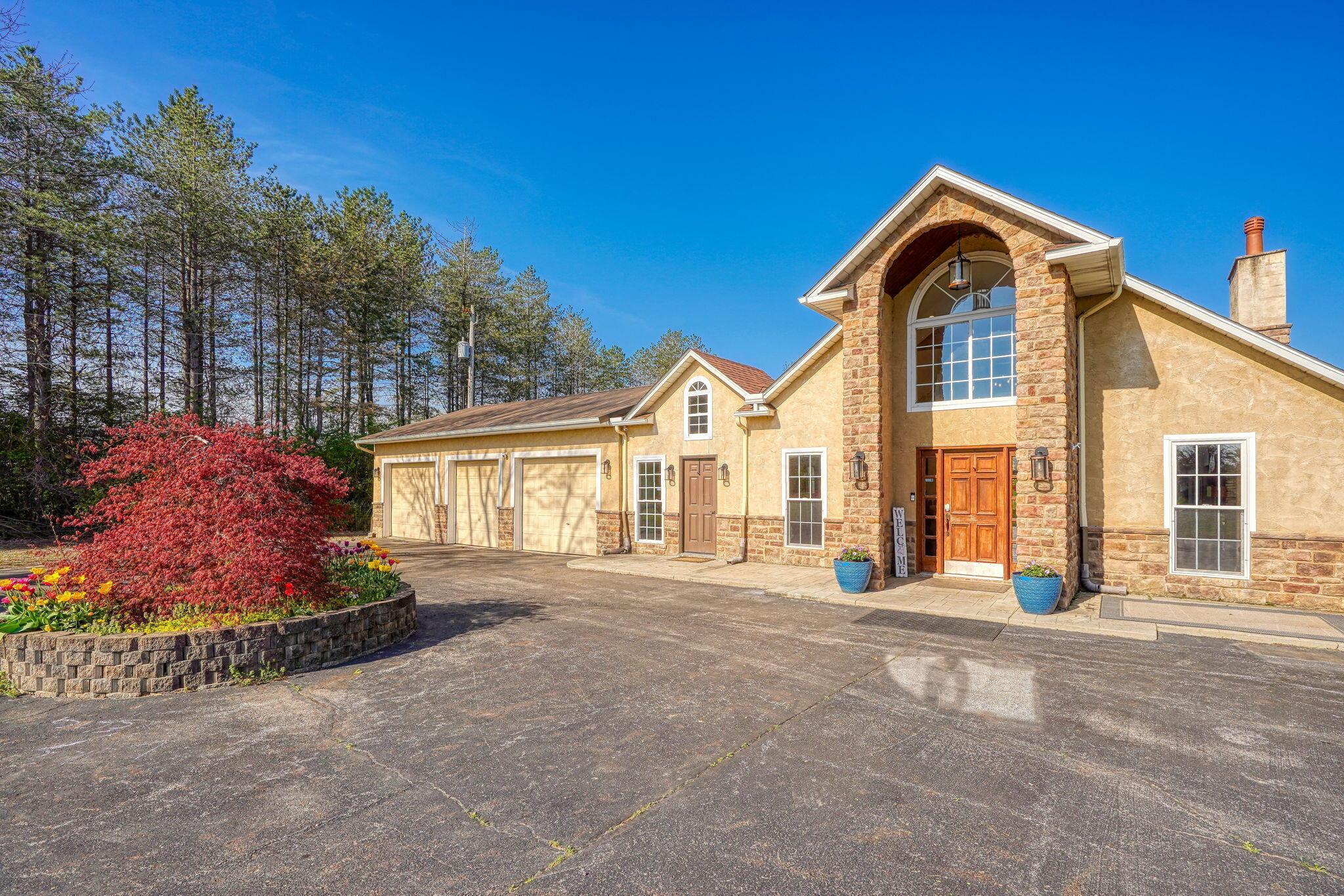 4251 Harrisburg Georgesville Road, Grove City, Ohio image 15