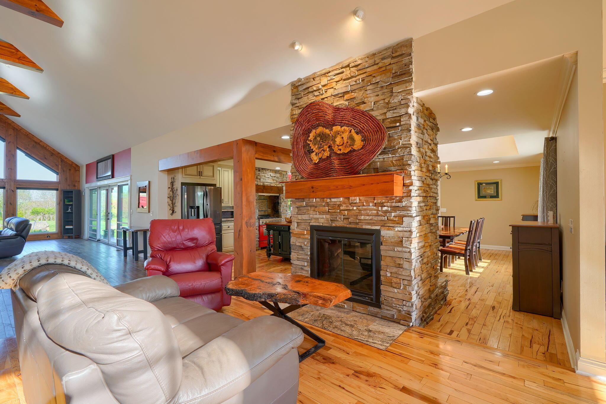 4251 Harrisburg Georgesville Road, Grove City, Ohio image 35