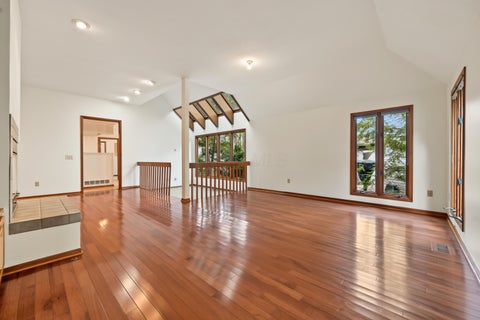 Tiny photo for 3163 Melbury Drive, Columbus, OH 43221 (MLS # 226040965)